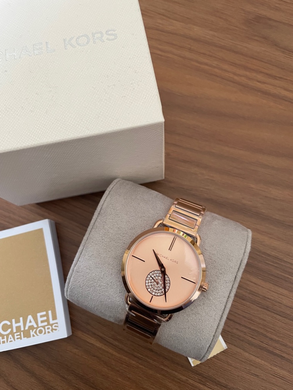 Michael Kors Rose Gold Tone Crystal Accent Women's Bracelet Watch - Picture 1 of 4